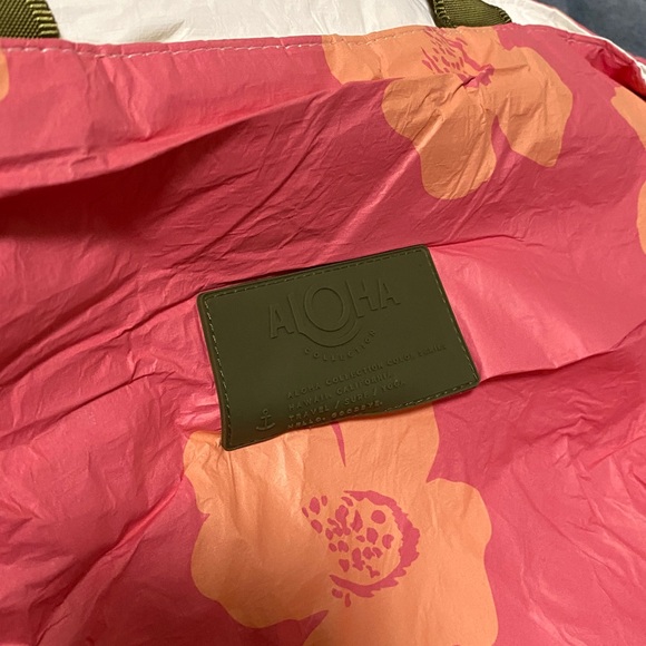 ALOHA Collection Day Tripper - Picture 2 of 6